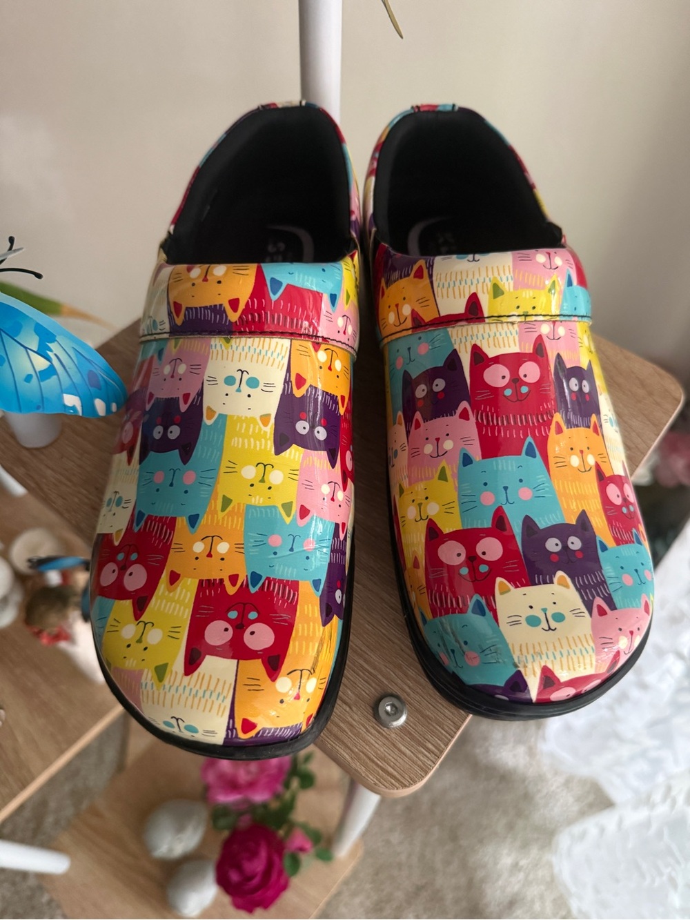 Adorable Multicolor Clogs - Picture 8 of 9